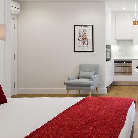 Lisbon Serviced Apartments - Bairro Alto ภายนอก รูปภาพ